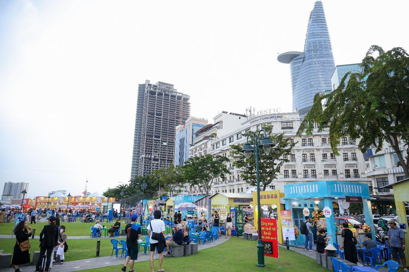 “Không gian văn hóa ẩm thực Saigon - Thành phố Hồ Chí Minh xưa và nay” được Công ty TNHH Xúc tiến Thương mại Du lịch Nam Phương long trọng tổ chức. “Không gian văn hóa ẩm thực Saigon - Thành phố Hồ Chí Minh xưa và nay” được Công ty TNHH Xúc tiến Thương mại Du lịch Nam Phương long trọng tổ chức.