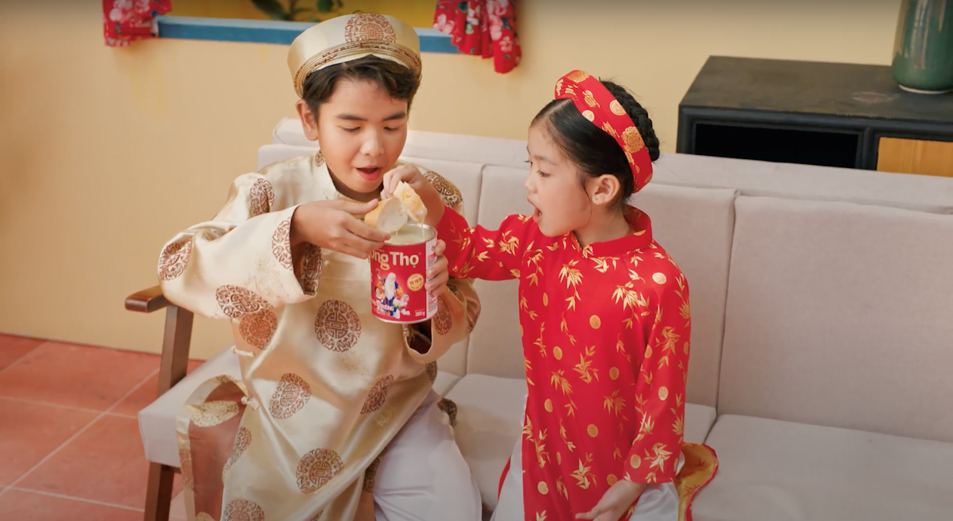 Mỗi món ăn thưở bé chứa đựng một câu chuyện tuổi thơ đầy sống động và nhiều cảm xúc, không thể nào quên. Mỗi món ăn thưở bé chứa đựng một câu chuyện tuổi thơ đầy sống động và nhiều cảm xúc, không thể nào quên.