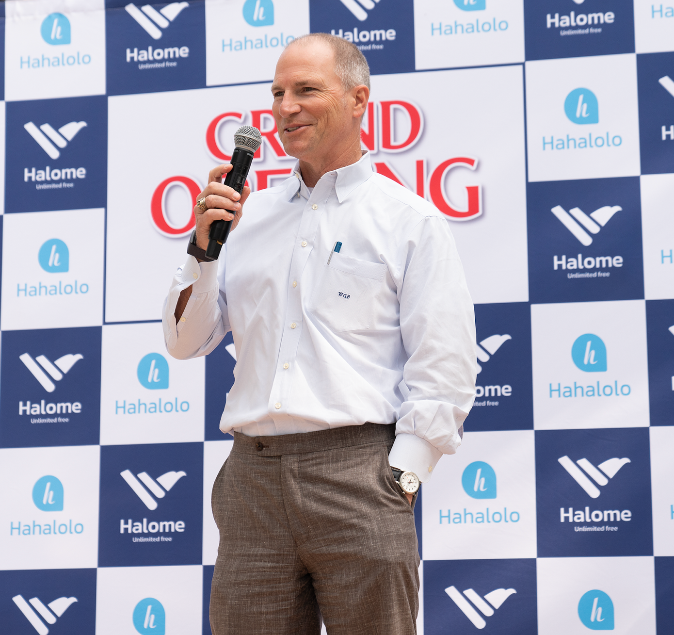 Ông Bill Bywater, giám đốc quản lý bất động sản của tòa nhà Hahalolo tại Mỹ.