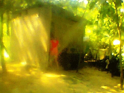 Căn chòi là nơi ăn uống, “tâm sự” và là “bãi đáp” của khách cùng gái mại dâm tại bãi biển xã Vinh Hiền, huyện Phú Lộc, tỉnh Thừa Thiên - Huế