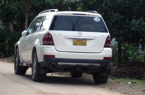 Làng tỷ phú ở Đà Nẵng: Sắm xe sang, lấy vợ nước ngoài ảnh 4