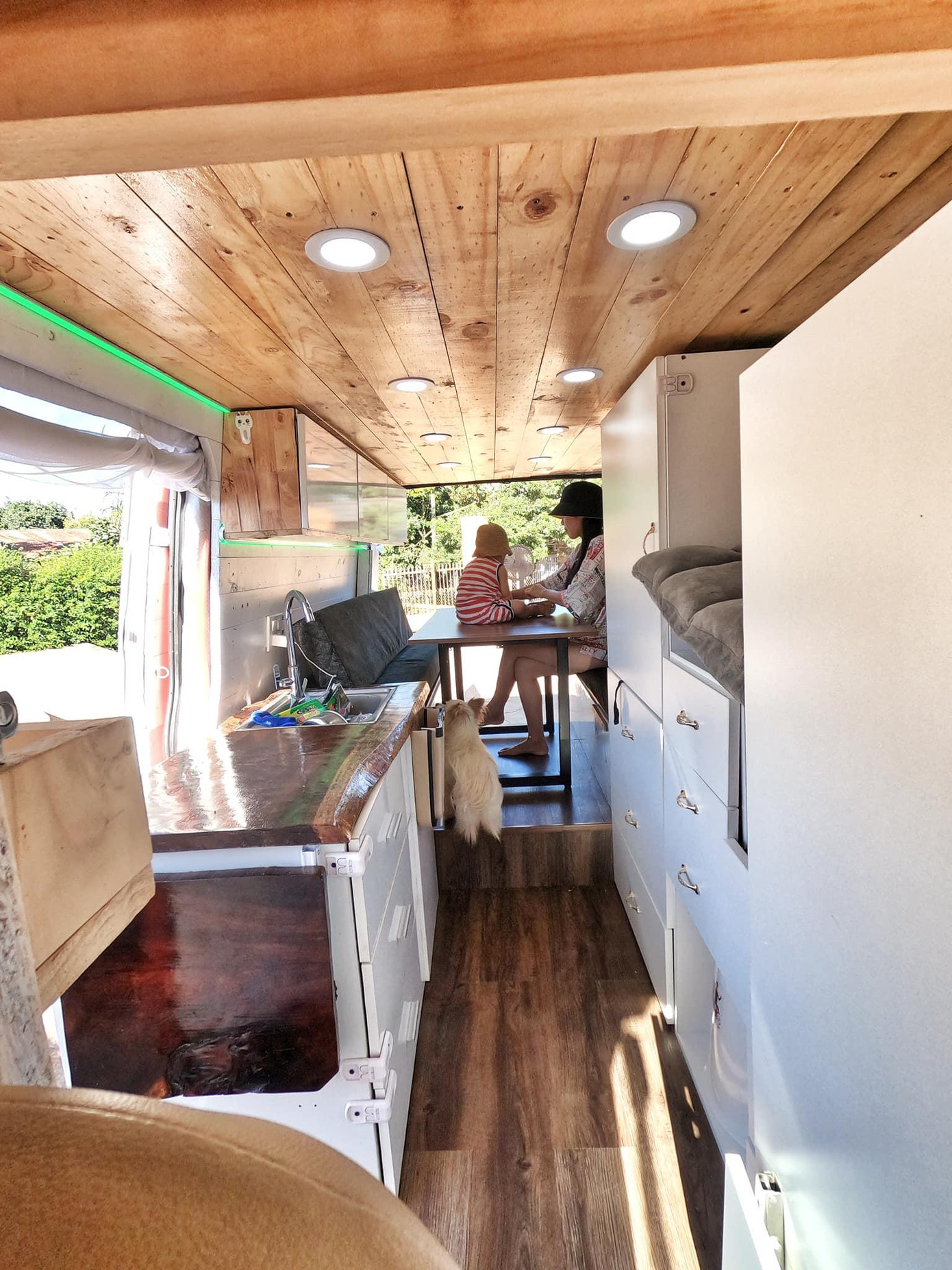 Tiện nghi cơ bản trong "ngôi nhà di động" Tiện nghi cơ bản trong "ngôi nhà di động"