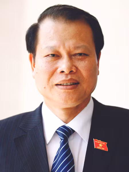 Phó Thủ tướng Vũ Văn Ninh (56 tuổi), quê Nam Định,thạc sĩ (ngành tài chính), Ủy viên Trung ương Đảng