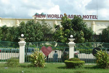 Casino New World - nơi anh N. qua chơi lúc đầu và thua khá nhiều tiền ở đây