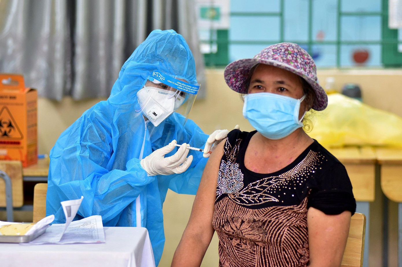 Thành phố đang đẩy nhanh tiến độ tiêm chủng với mục tiêu sớm đạt miễn dịch cộng đồng Thành phố đang đẩy nhanh tiến độ tiêm chủng với mục tiêu sớm đạt miễn dịch cộng đồng