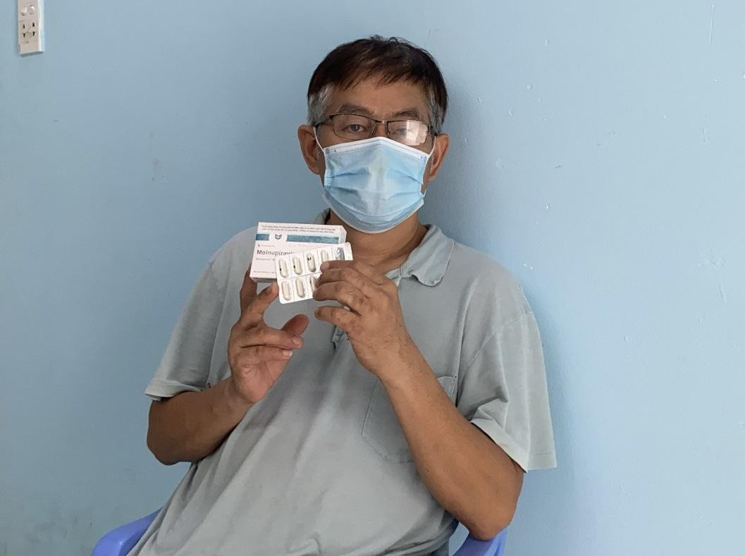 Thuốc kháng virus đang trở thành điểm tựa cho F0 với hy vọng sớm vượt qua giai đoạn nguy hiểm. Thuốc kháng virus đang trở thành điểm tựa cho F0 với hy vọng sớm vượt qua giai đoạn nguy hiểm.