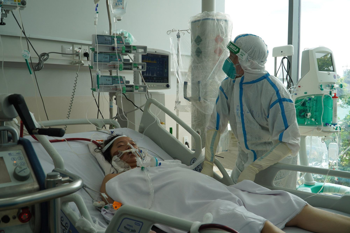 Sau khi mắc COVID-19 thai phụ có nguy cơ diễn tiến nặng, nguy kịch cao hơn nhiều so với người bình thường. Sau khi mắc COVID-19 thai phụ có nguy cơ diễn tiến nặng, nguy kịch cao hơn nhiều so với người bình thường.