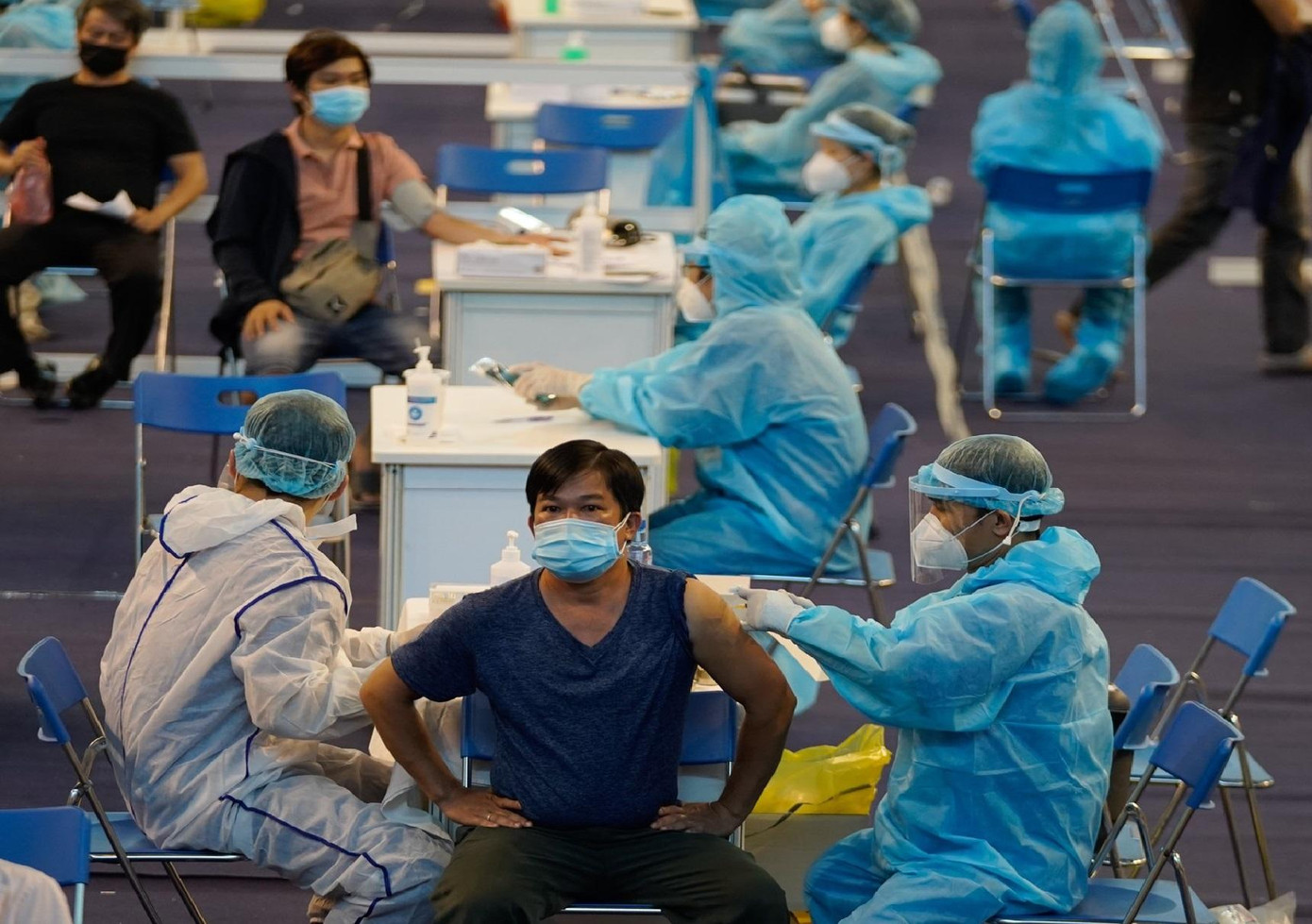 Thành phố đang nỗ lực thực hiện chiến dịch tiêm chủng để sớm đạt miễn dịch cộng đồng. Thành phố đang nỗ lực thực hiện chiến dịch tiêm chủng để sớm đạt miễn dịch cộng đồng.