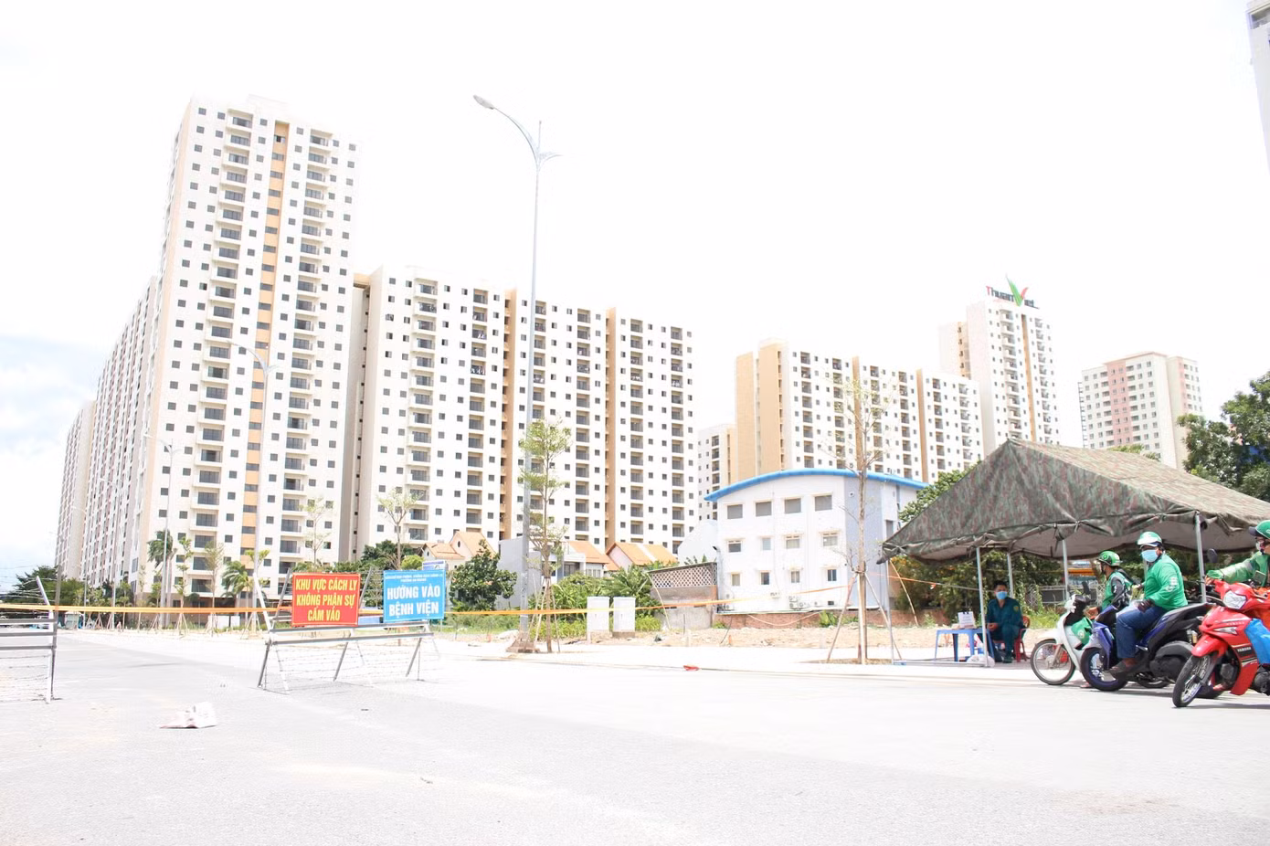 Khu tái định cư tại Thành phố Thủ Đức được chuyển sang làm Bệnh viện Dã chiến thu dung, điều trị COVID-19.