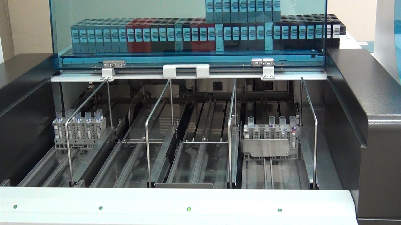 Hệ thống máy xét nghiệm kiểm tại Bệnh viện Chợ Rẫy giúp định lượng kháng thể sau chích ngừa vắc xin COVID-19. Hệ thống máy xét nghiệm kiểm tại Bệnh viện Chợ Rẫy giúp định lượng kháng thể sau chích ngừa vắc xin COVID-19.