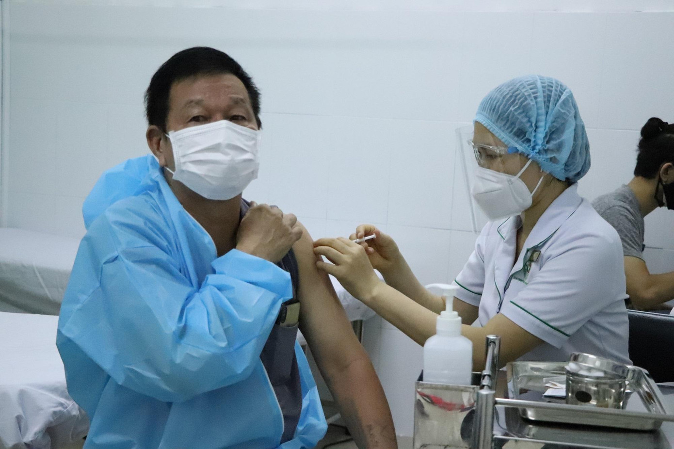 Dự kiến đến năm 2022 sẽ có khoảng 15 triệu liều vắc xin Moderna được nhập về tiêm cho người dân. Dự kiến đến năm 2022 sẽ có khoảng 15 triệu liều vắc xin Moderna được nhập về tiêm cho người dân.