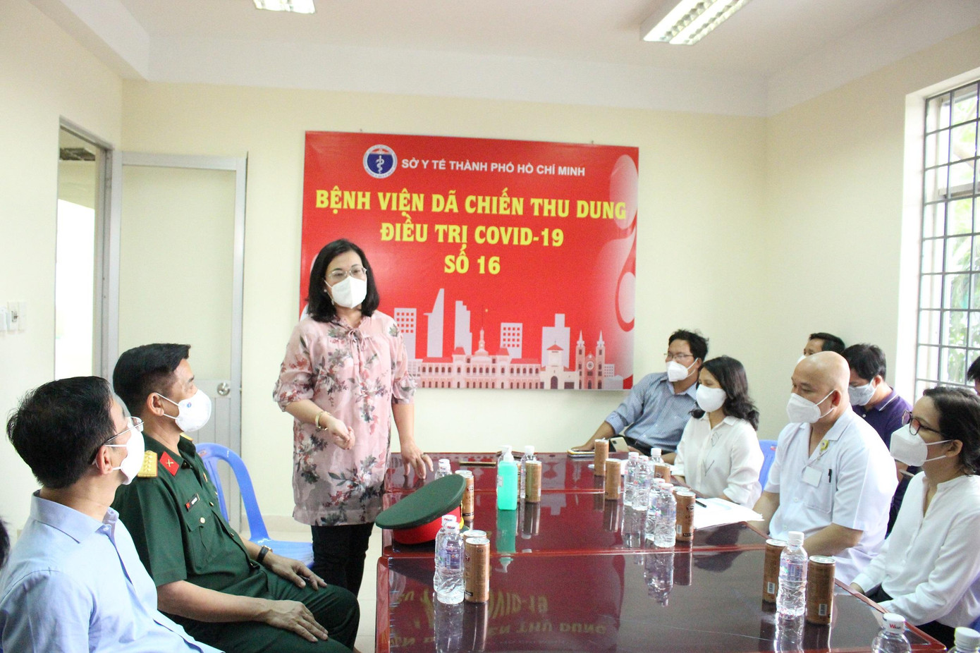 PGS.TS.BS Hoàng Thị Diễm Tuyết, Giám đốc Bệnh viện Hùng Vương cho biết lực lượng chuyên môn đã sẵn sàng và cố gắng đảm bảo an toàn tránh nguy cơ lây nhiễm.