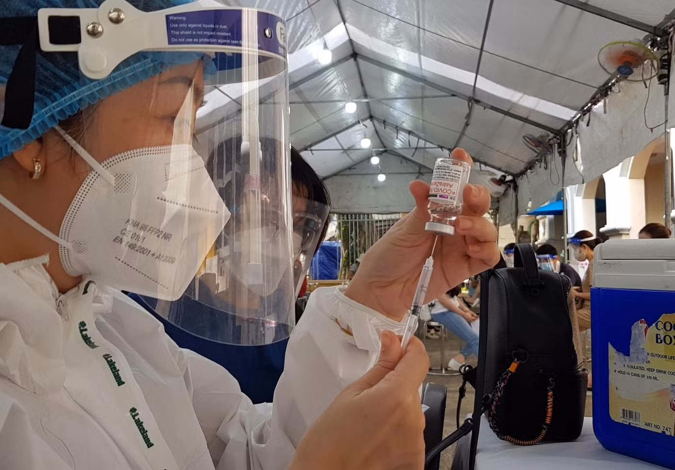 Thành phố đang nỗ lực đẩy nhanh tiến độ tiêm chủng COVID-19 để hoàn tất mũi 2 cho nhóm trên 18 tuổi Thành phố đang nỗ lực đẩy nhanh tiến độ tiêm chủng COVID-19 để hoàn tất mũi 2 cho nhóm trên 18 tuổi