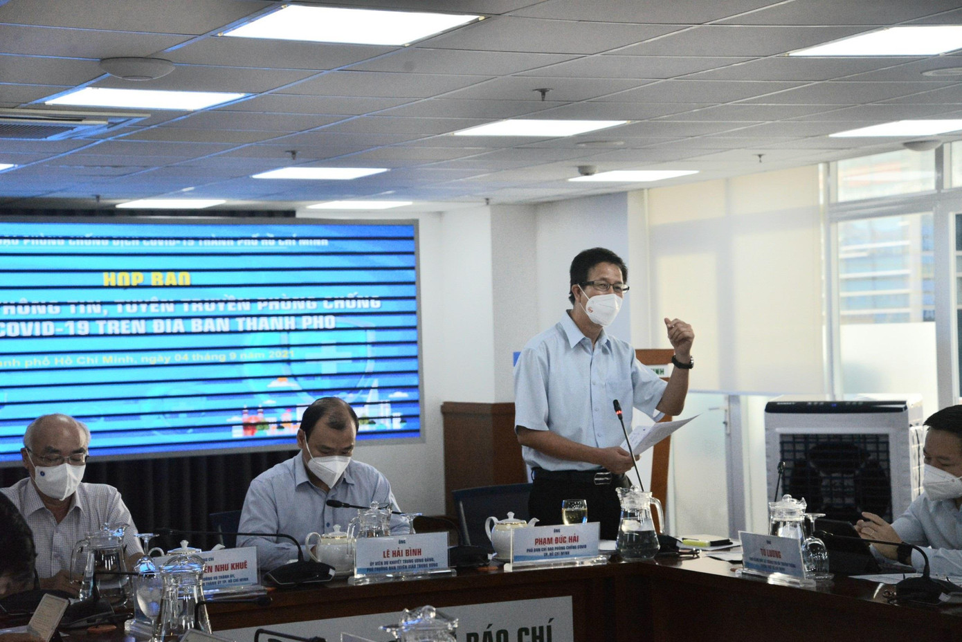 Ông Phạm Đức Hải khẳng định TPHCM sẽ không dời lịch khai giảng năm học mới. Ông Phạm Đức Hải khẳng định TPHCM sẽ không dời lịch khai giảng năm học mới.