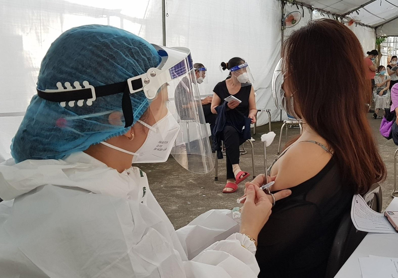 Nhiều người đã tiêm vắc xin nhưng trên hệ thống chưa cập nhật hoặc cập nhật không chính xác