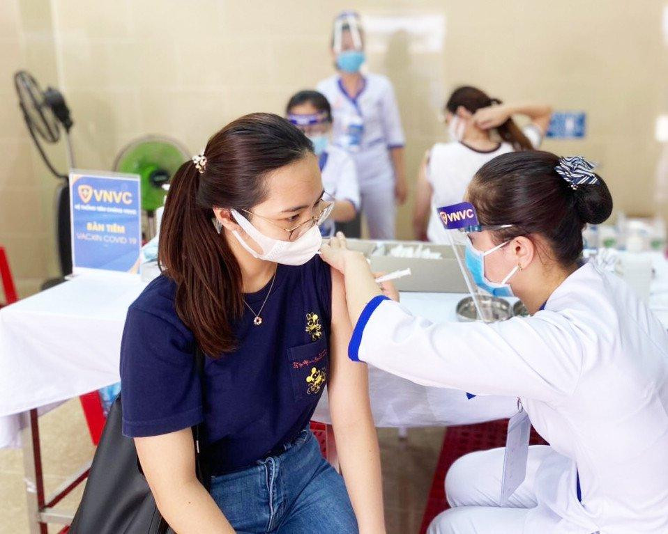 Thành phố đang đẩy nhanh tiến độ chích ngừa để sớm đạt miễn dịch cộng đồng Thành phố đang đẩy nhanh tiến độ chích ngừa để sớm đạt miễn dịch cộng đồng