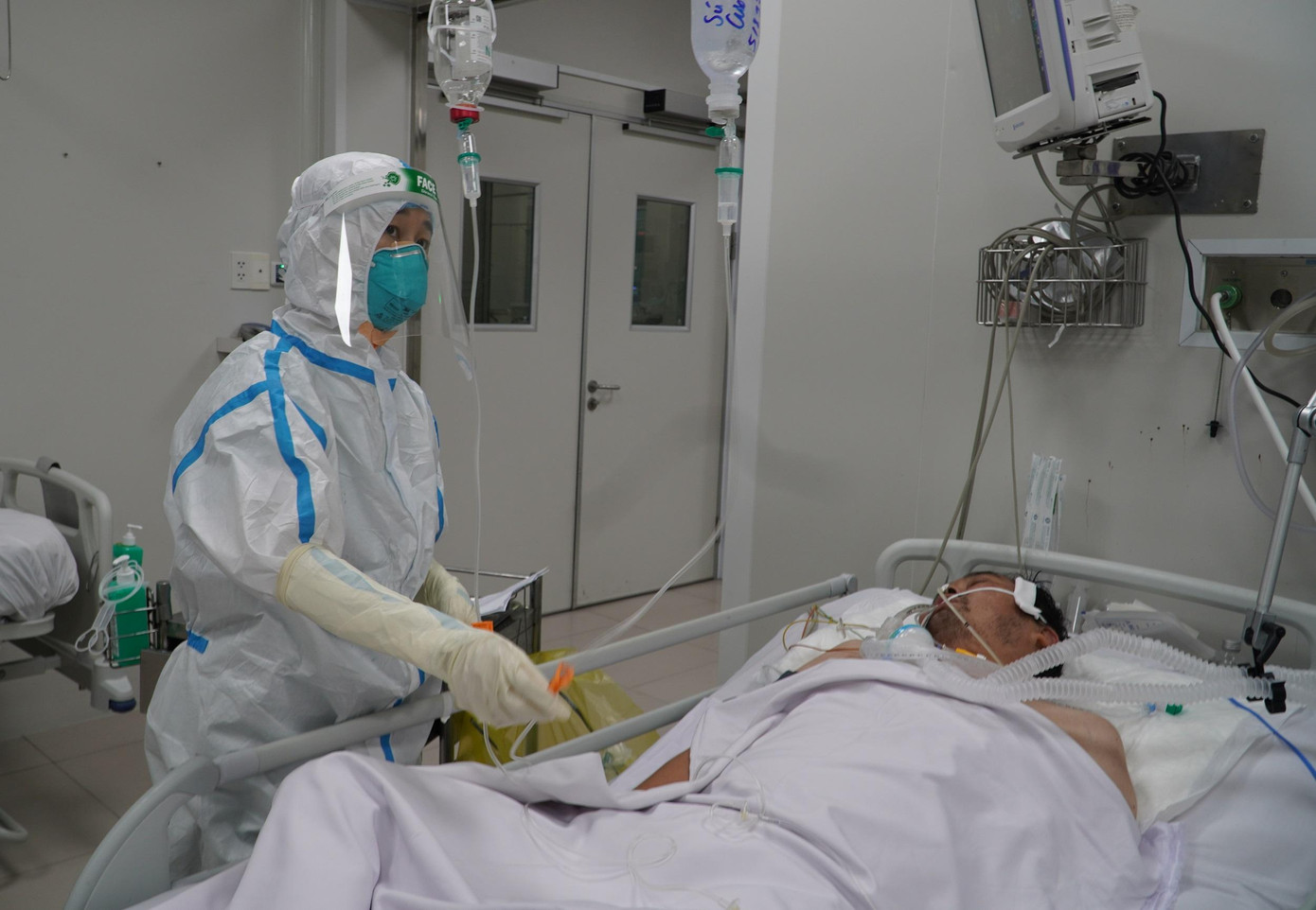 Thành phố đang nỗ lực để giảm đến mức thấp nhất số ca bệnh nặng tử vong do COVID-19. Thành phố đang nỗ lực để giảm đến mức thấp nhất số ca bệnh nặng tử vong do COVID-19.