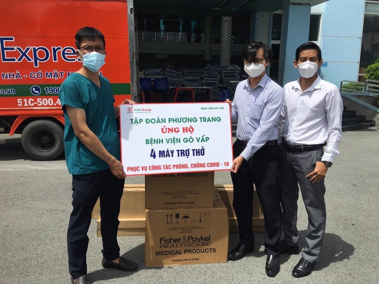 Công ty Phương Trang đã trao tặng tổng số 300 máy thở HFNC cho các bệnh viện. Công ty Phương Trang đã trao tặng tổng số 300 máy thở HFNC cho các bệnh viện.