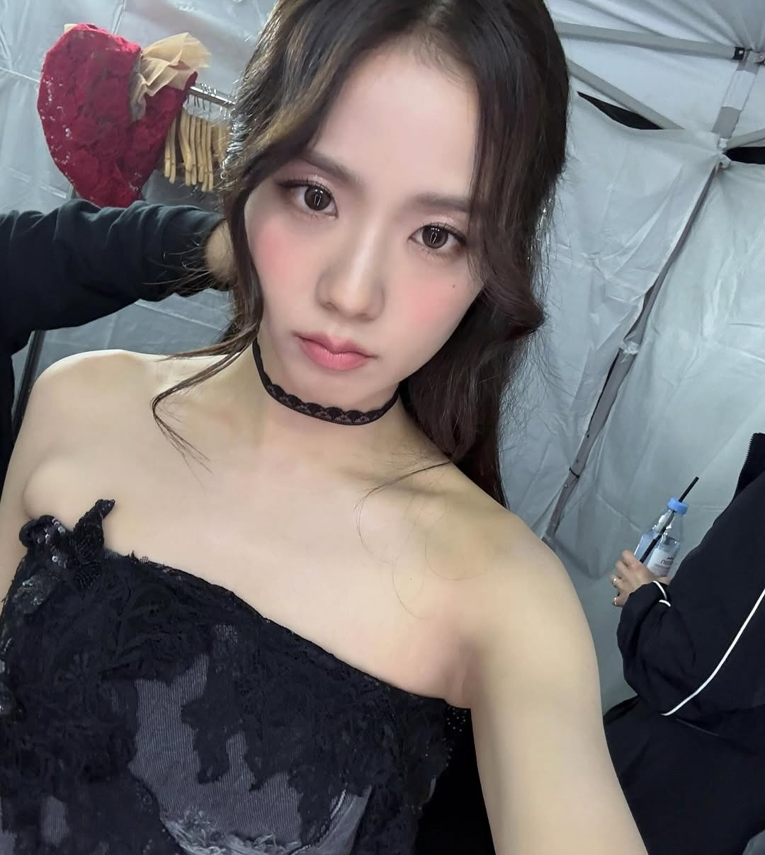 Jisoo có buổi giao lưu với fan Việt Nam vào tối 30/3. Ảnh: IG.