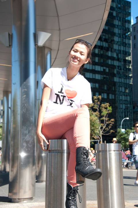 Thiên Trang rất tinh nghịch. Thiên Trang rất tinh nghịch