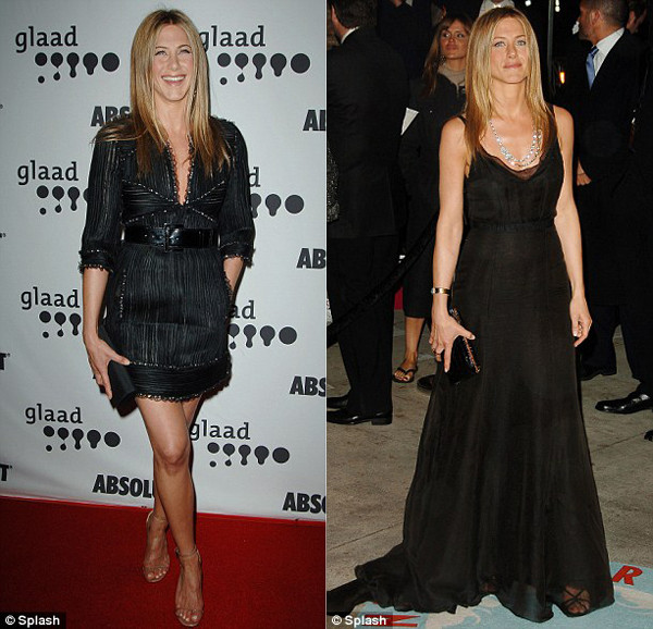 Jen sang trọng trong những mẫu đầm đen dài và ngắn vào các năm 2007 và 2006