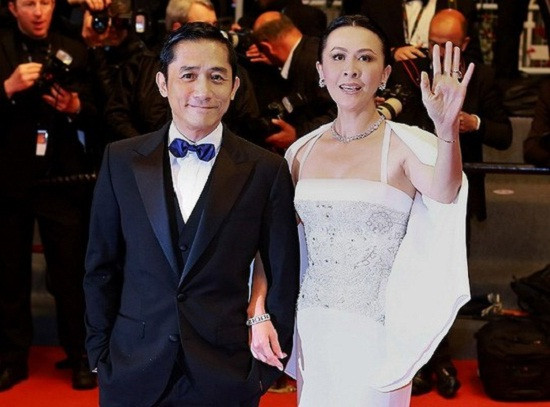 Nỗi niềm nữ diễn viên nổi tiếng bị hiếp dâm, tung ảnh khỏa thân ảnh 4