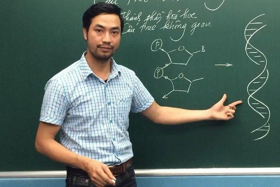 Thầy giáo, ThS. Nguyễn Thành Công, giáo viên THPT Chuyên (Trường ĐH Sư phạm Hà Nội) Thầy giáo, ThS. Nguyễn Thành Công, giáo viên THPT Chuyên (Trường ĐH Sư phạm Hà Nội)