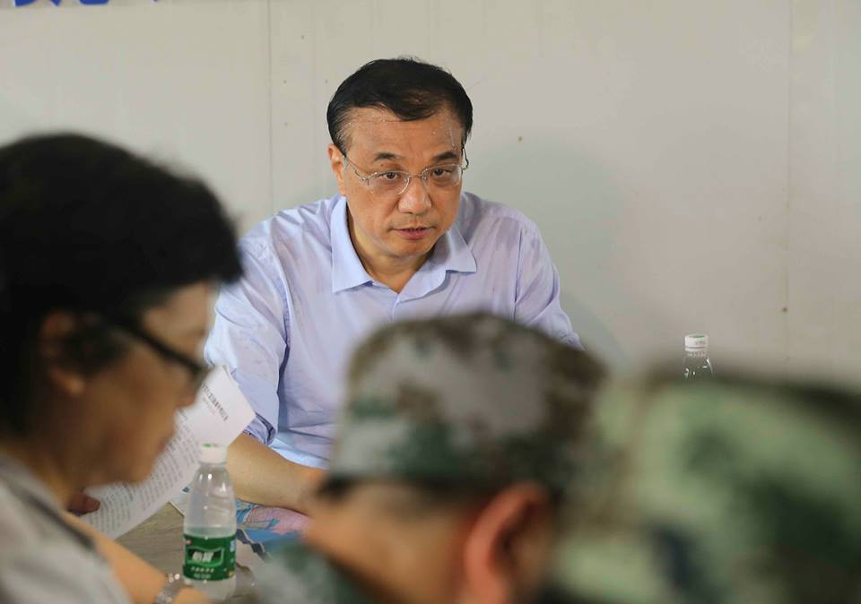 Trung Quốc chạy đua thời gian cứu nạn nhân trên tàu chìm ảnh 8