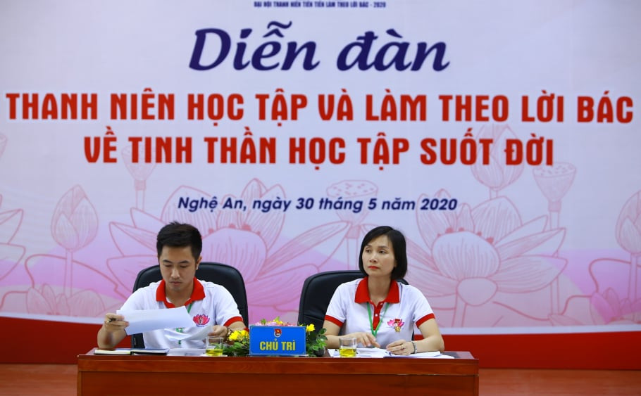 Đại biểu thanh niên tiên tiến trao đổi sáu vấn đề quan trọng của thế hệ trẻ ảnh 12