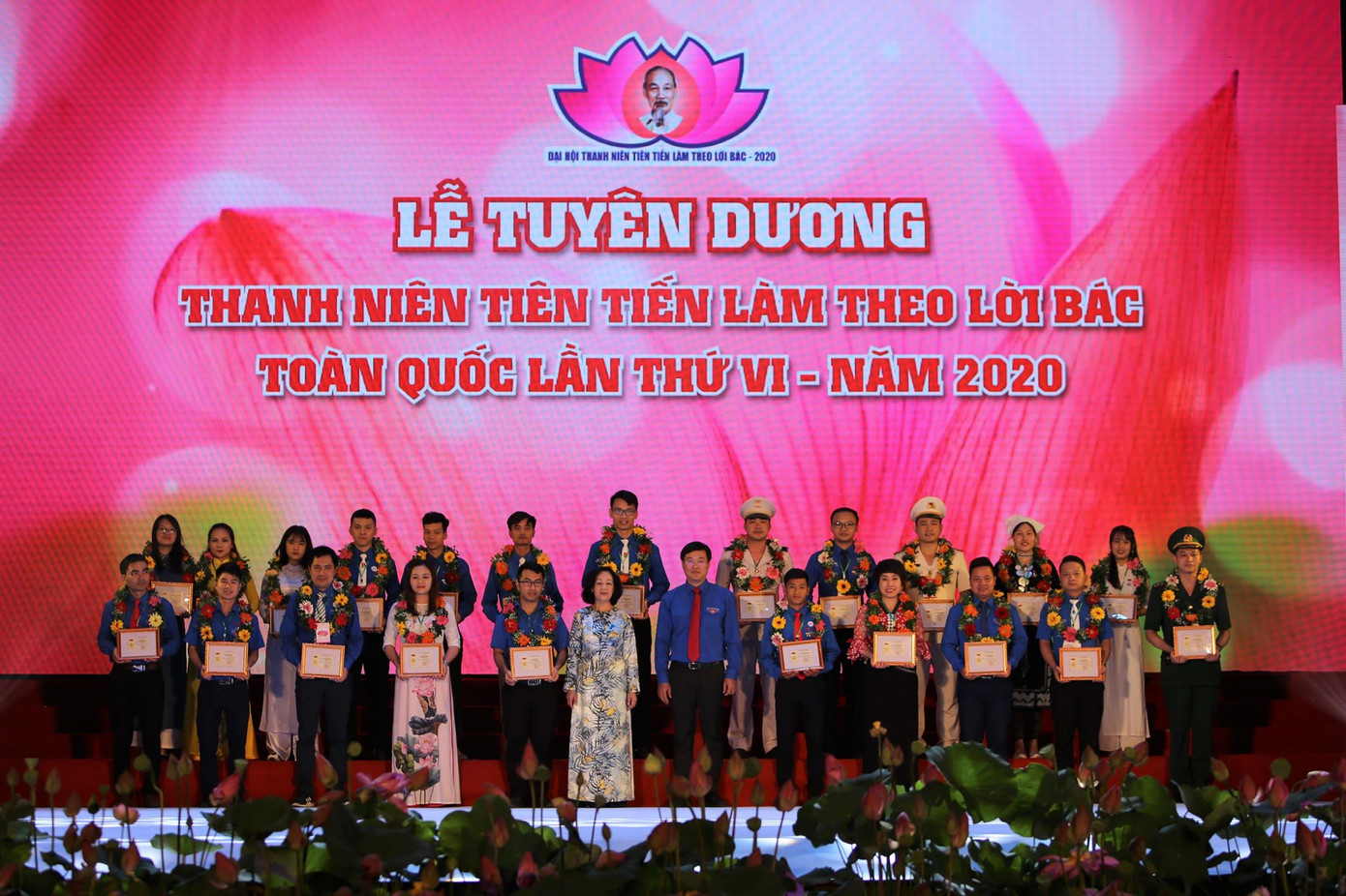 Tuyên dương 401 đại biểu thanh niên tiên tiến làm theo lời Bác ảnh 5