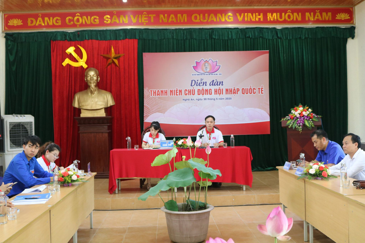 Đại biểu thanh niên tiên tiến trao đổi sáu vấn đề quan trọng của thế hệ trẻ ảnh 6