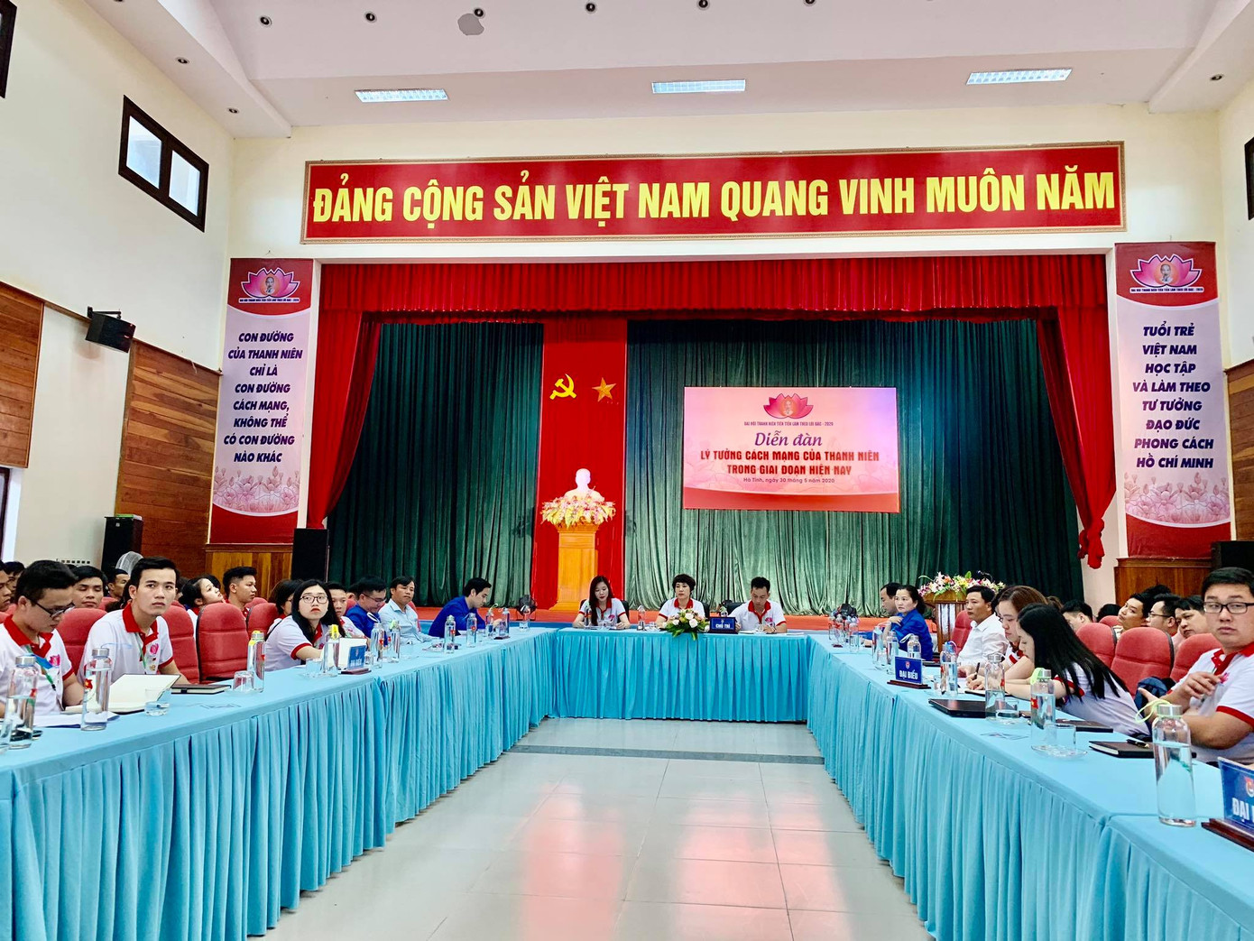 Đại biểu thanh niên tiên tiến trao đổi sáu vấn đề quan trọng của thế hệ trẻ ảnh 19