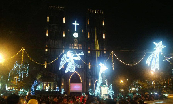 TƯỜNG THUẬT: Giới trẻ tưng bừng đón Giáng sinh ảnh 100