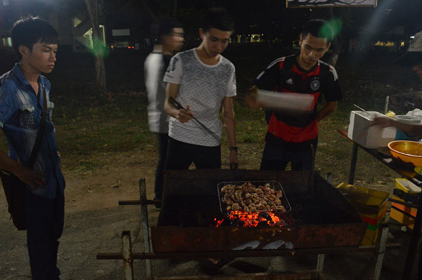 Rực sáng pháo hoa chào mừng năm mới 2015 ảnh 23