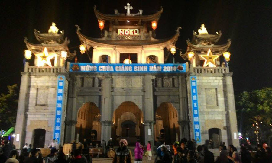 TƯỜNG THUẬT: Giới trẻ tưng bừng đón Giáng sinh ảnh 99