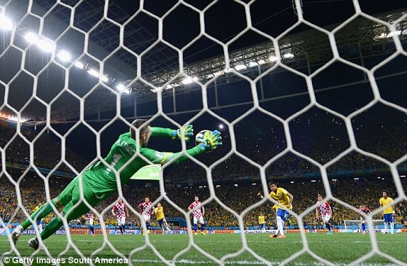 Neymar tỏa sáng, Brazil ngược dòng lấy trọn 3 điểm ảnh 1