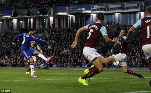 Burnley-Chelsea (1-3): The Blues khởi đầu suôn sẻ ảnh 12