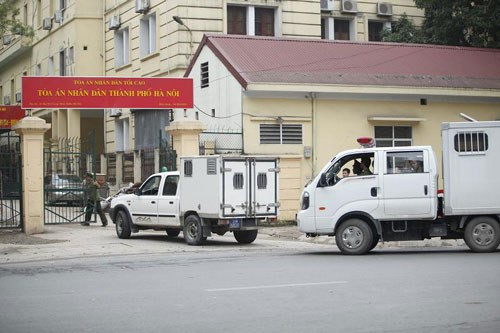 Trả hồ sơ, yêu cầu điều tra bổ sung vụ 'bác sỹ ném xác' ảnh 8