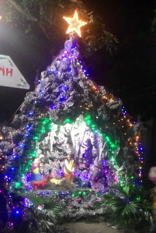 TƯỜNG THUẬT: Giới trẻ tưng bừng đón Giáng sinh ảnh 71