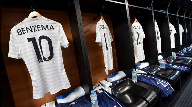 Thụy Sĩ-Pháp (2-5): Thắng tưng bừng, “Gà trống” chạm tay vào vé ảnh 10