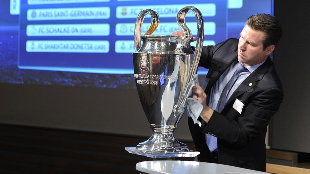 Vòng 1/8 Champions League: Mourinho và Wenger thỏa ước nguyện ảnh 5