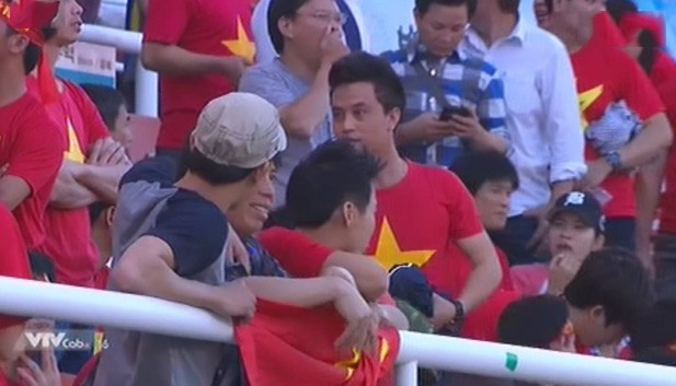 Thắng Kyrgyzstan 1-0, Olympic Việt Nam giành ngôi nhất bảng ảnh 5