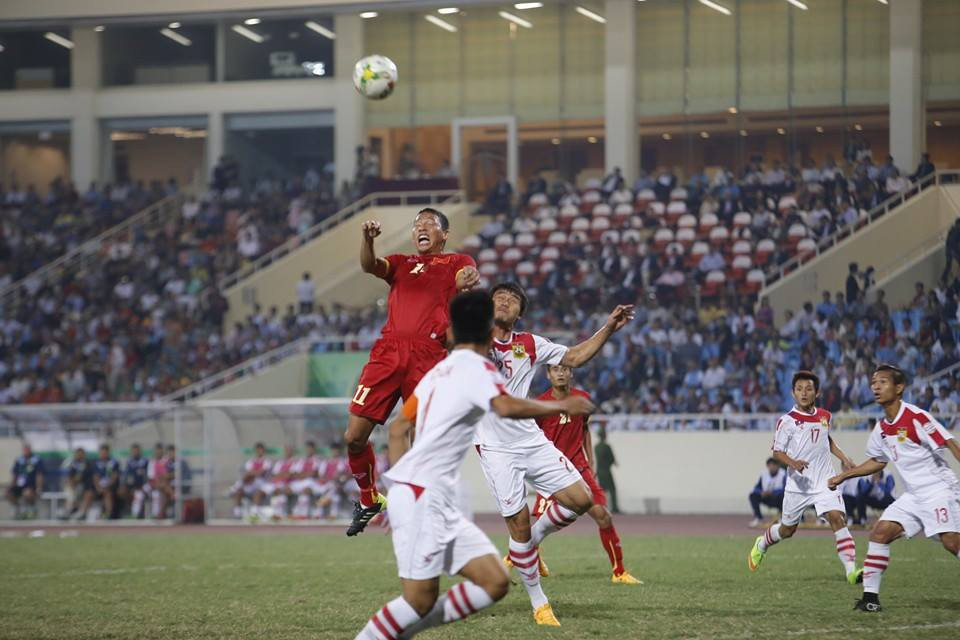 Việt Nam vs Lào (3-0): Mở toang cửa bán kết ảnh 4