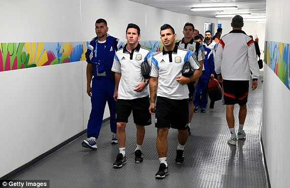 Götze thăng hoa, tuyển Đức lần thứ 4 lên đỉnh thế giới ảnh 31