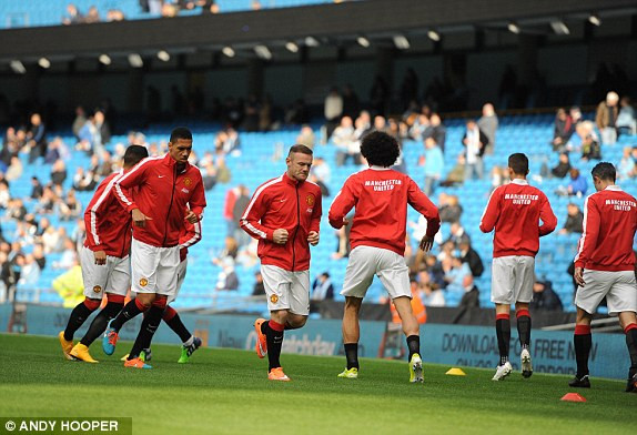 Man City-M.U (1-0): Quỷ đỏ ôm hận vì tội đồ Smalling ảnh 8