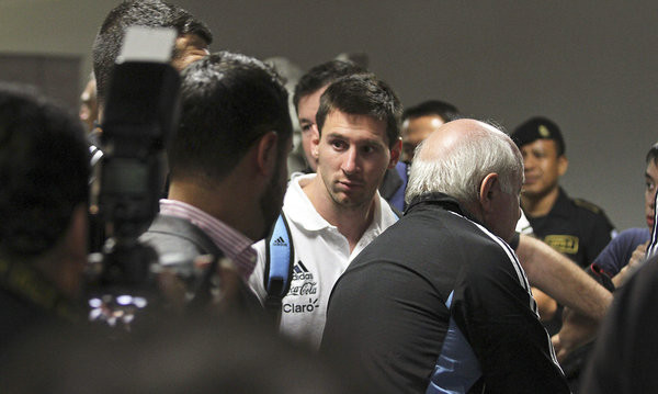 BẢN TIN Thể thao sáng: Messi chuẩn bị hầu tòa ảnh 1