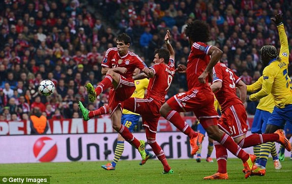 Bayern - Arsenal (1-1): Vỡ mộng ở 'hang hùm' ảnh 3