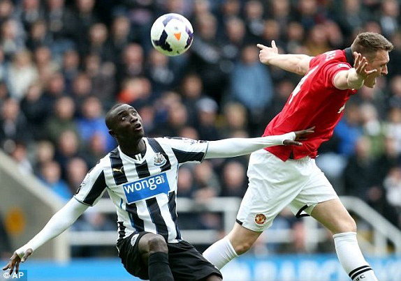 Newcastle-M.U (0-4): Người hùng Mata ảnh 6