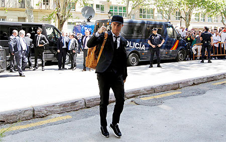 Real lên ngôi với 'siêu phẩm' Bale ảnh 13