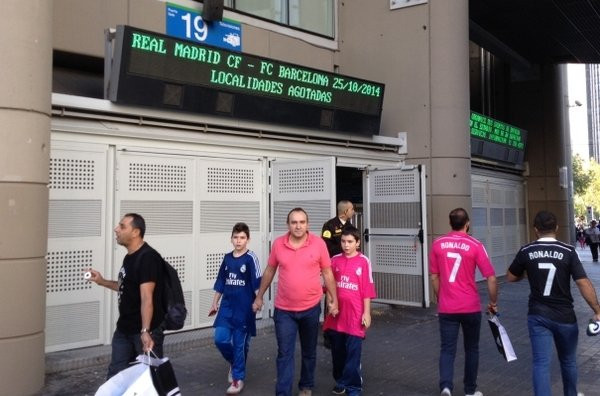 Real Madrid vs Barcelona (3-1): Khúc khải hoàn màu trắng ảnh 10
